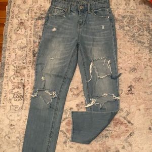 Vanilla star ripped jeans